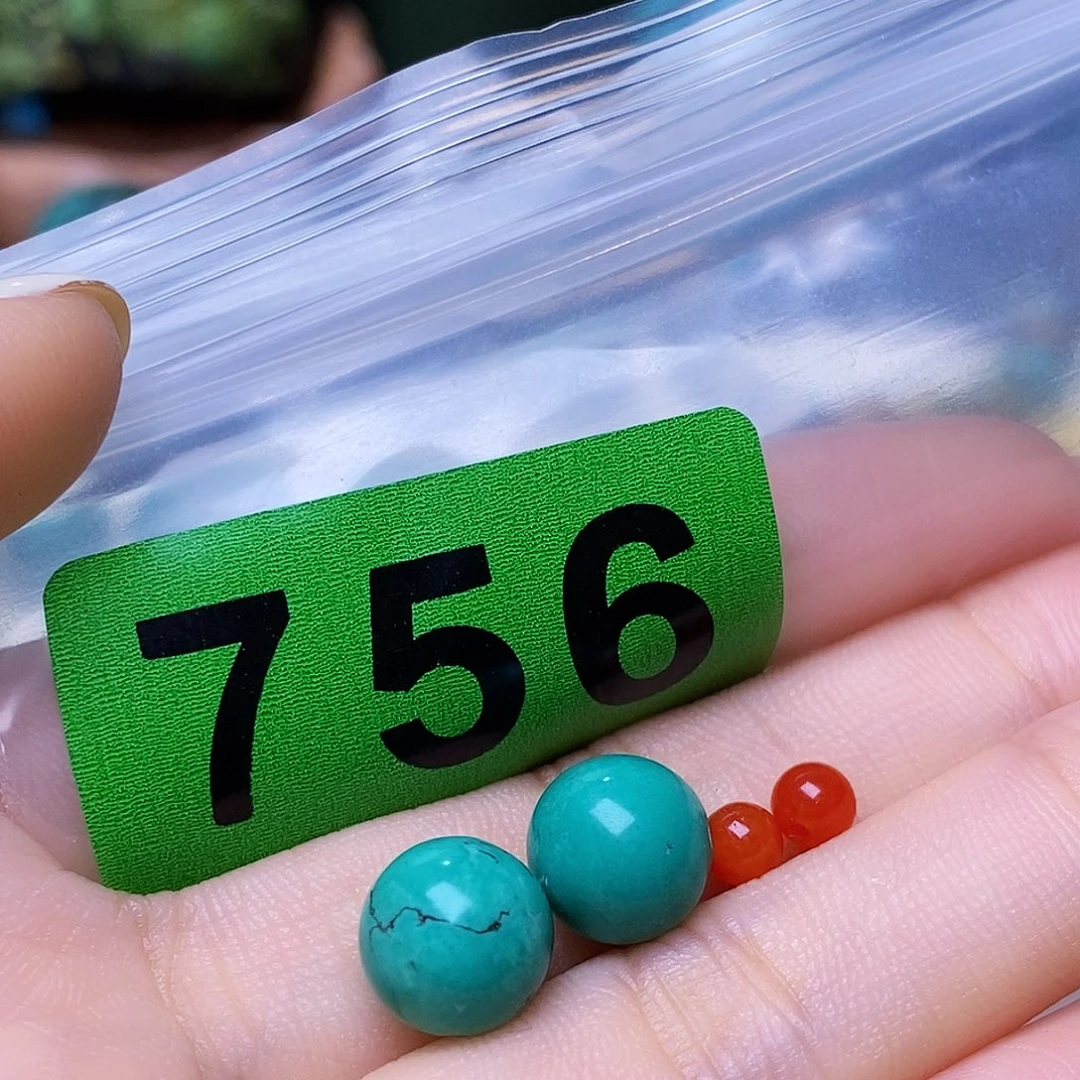 未镶嵌南红玛瑙珠宝奇石
