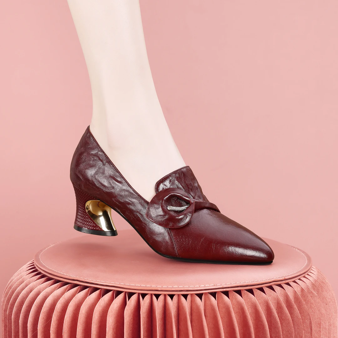 梵芮诗2025年新款春季尖头时尚洋气穿搭原创手工粗跟女单鞋-J1246