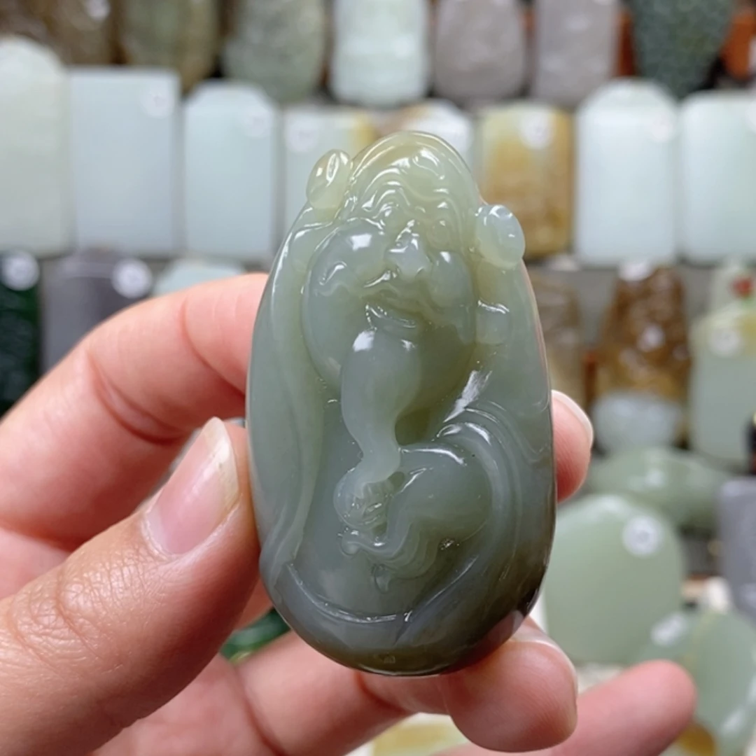 和田玉（糖玉）未镶嵌颈饰