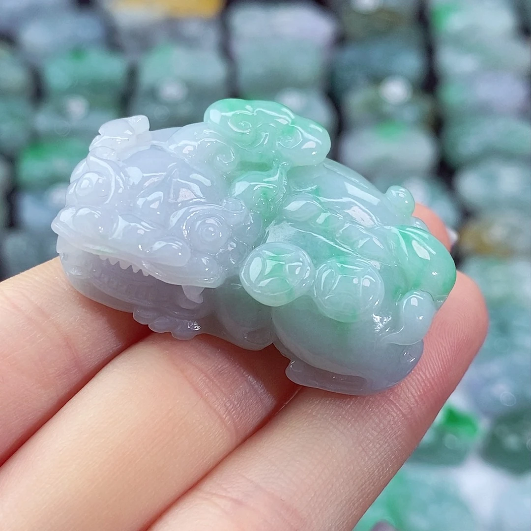 颈饰未镶嵌翡翠天然