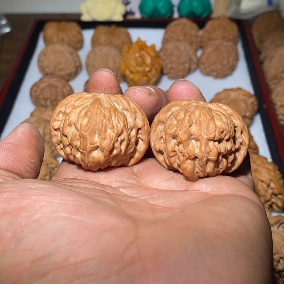 25赛季房山磨盘。 文玩核桃