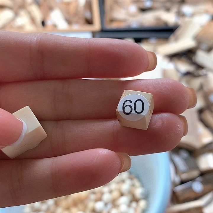 泥塑不打孔联系客服