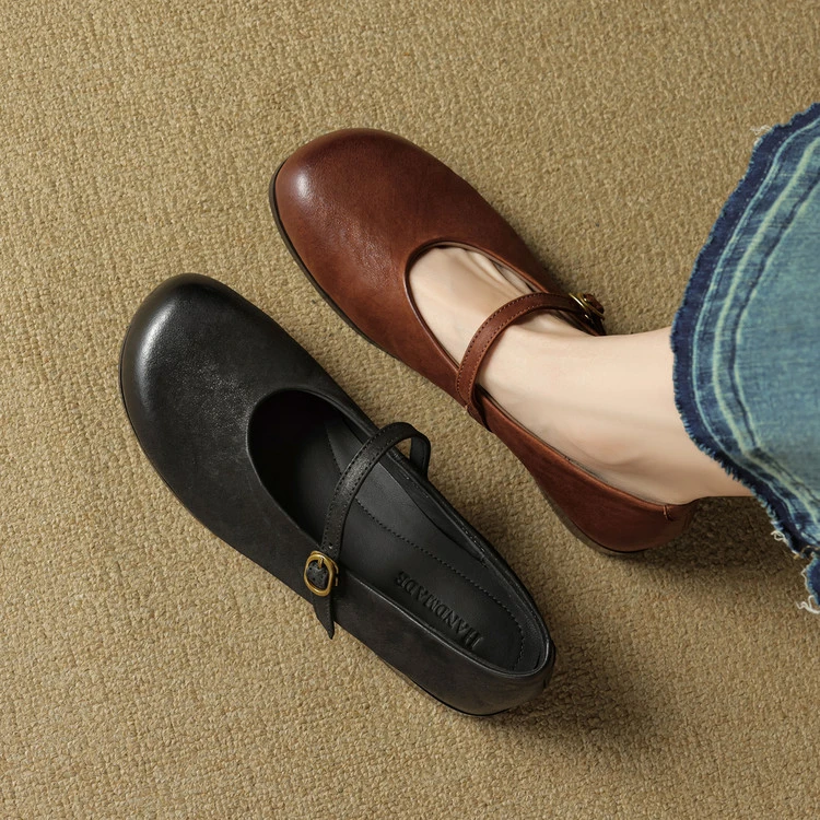 2CM单鞋2025年秋季复古风平跟秋冬百搭复古女单鞋女鞋