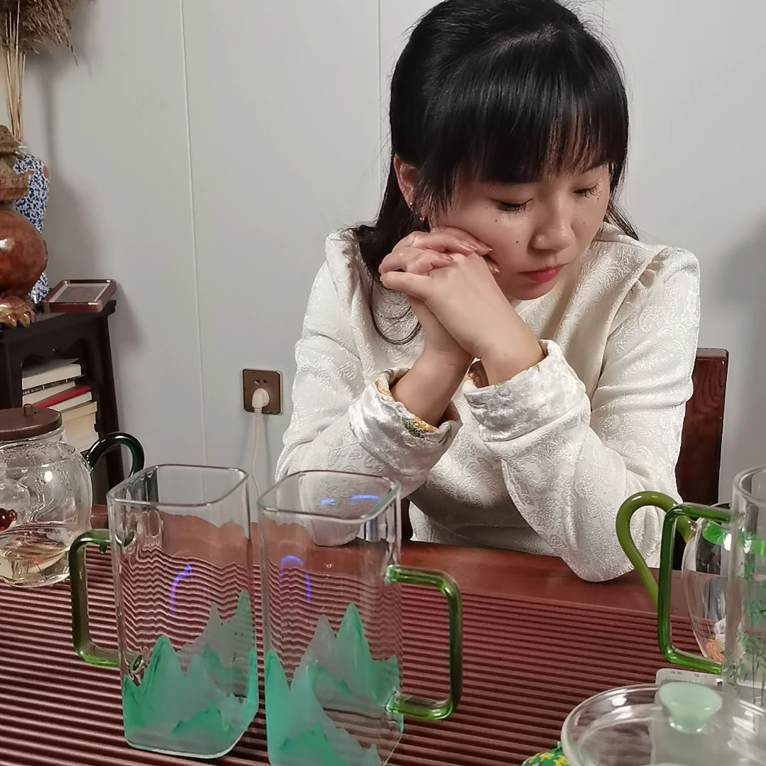 手柄款高硼硅玻璃青山漫影杯两支