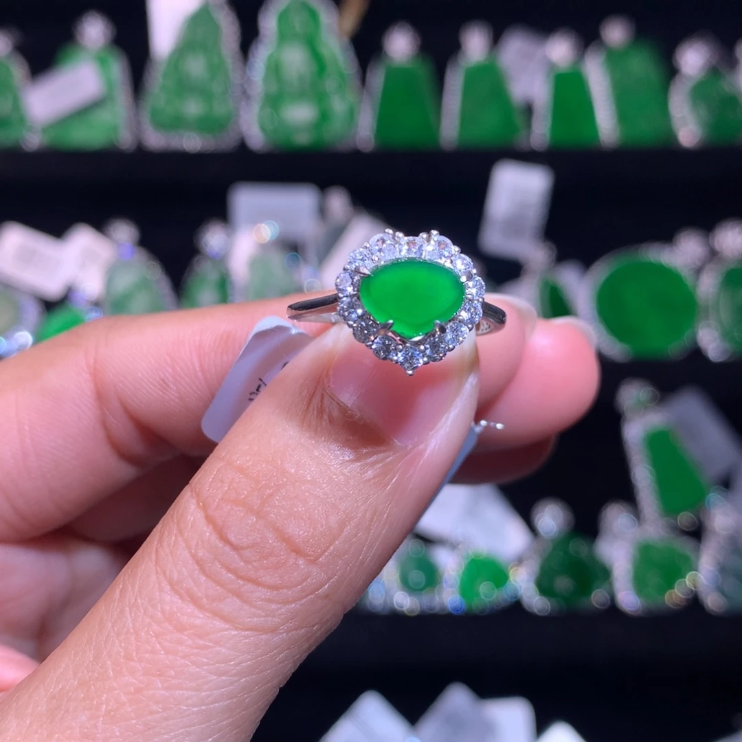 【闪购商品】银S925镶嵌戒指翡翠