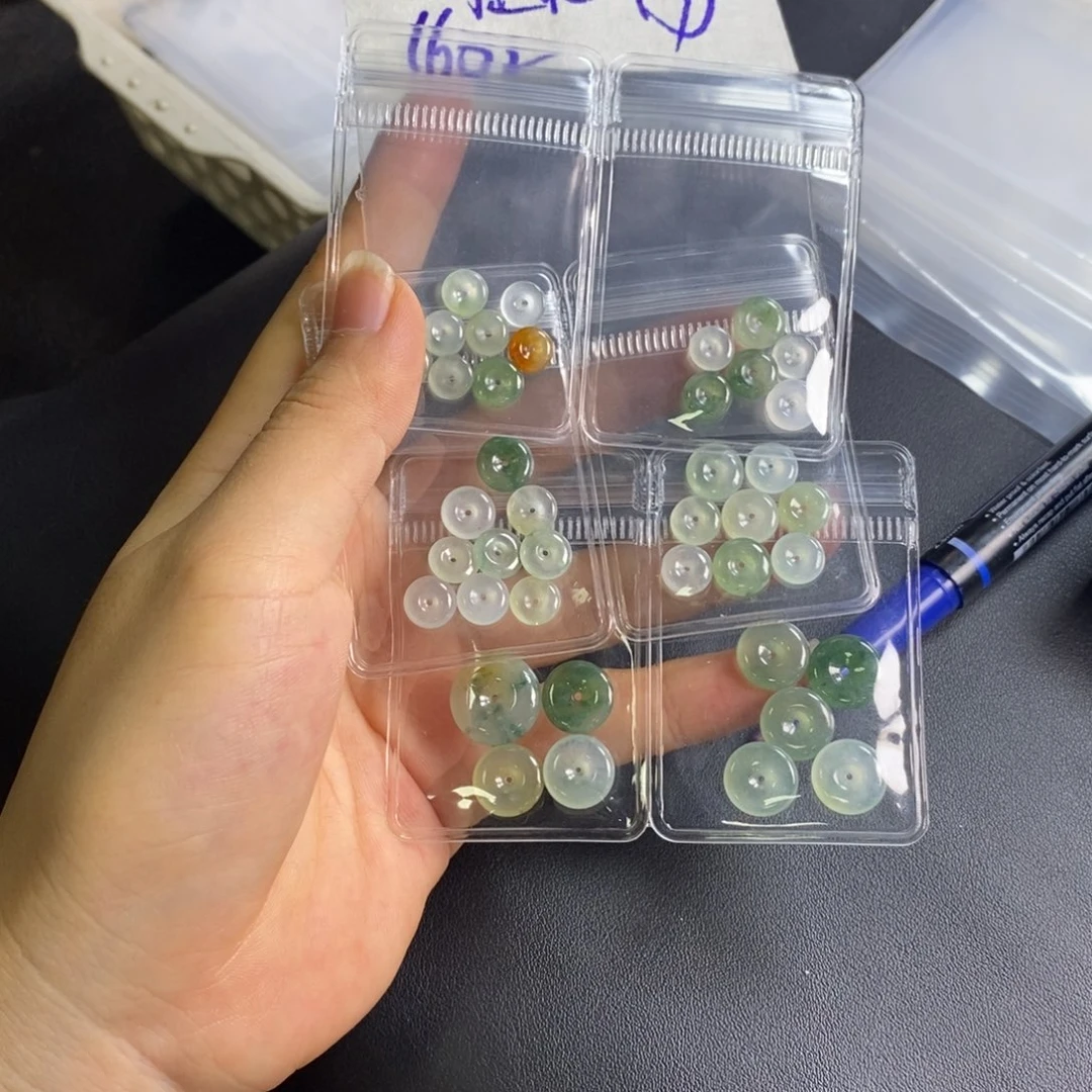 提***米定制翡翠未镶嵌不退不换