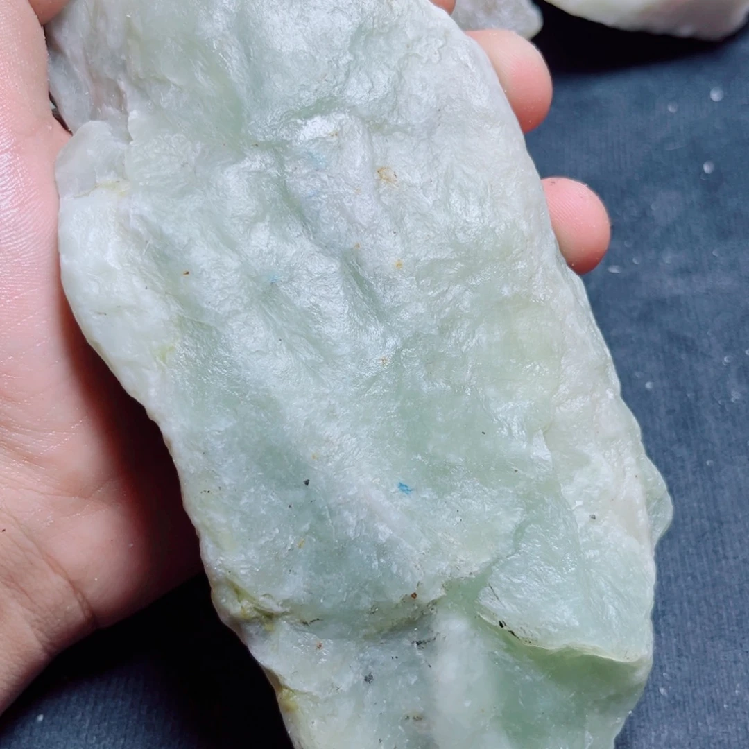未镶嵌和田玉珠宝奇石
