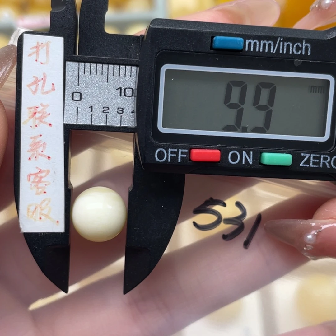 蜜蜡裸石未镶嵌蜜蜡