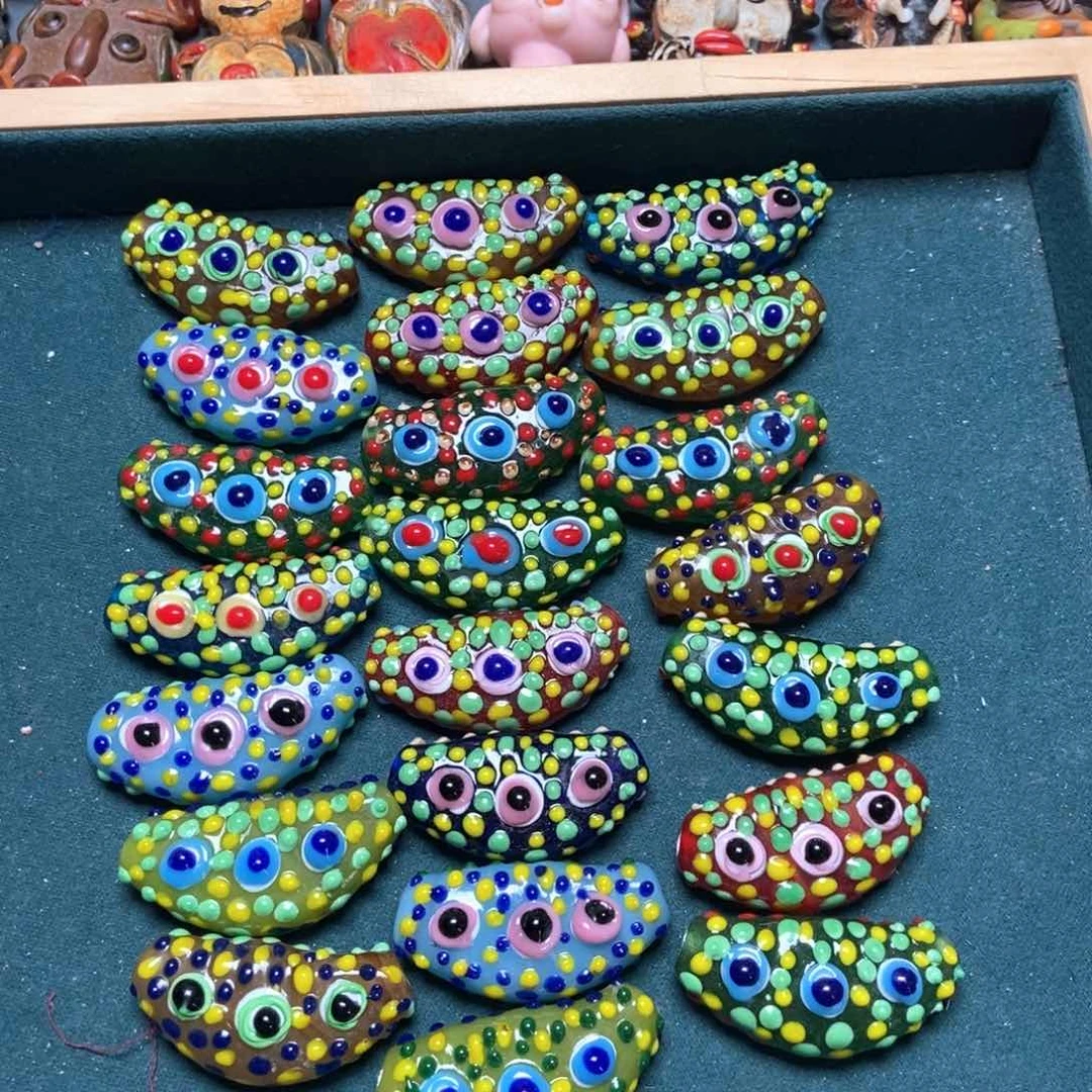 玻璃颈饰印度尼西亚三眼一个