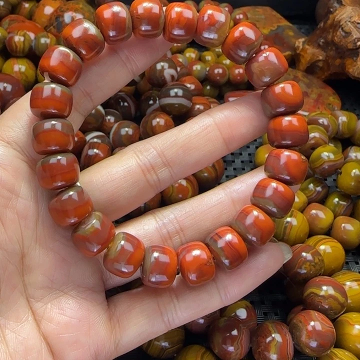 扭***坤玛瑙/玉髓未镶嵌手串
