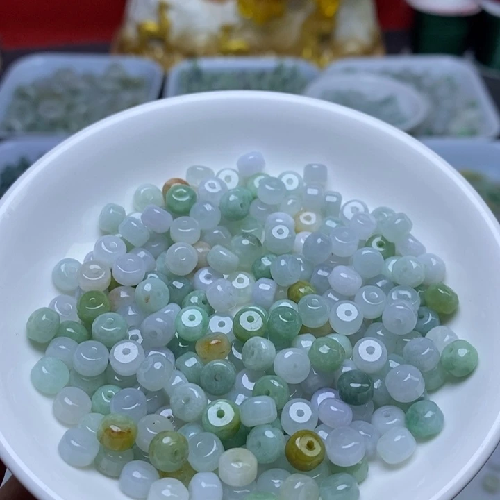 翡翠未镶嵌手链卡4乘6冰三彩老型30个