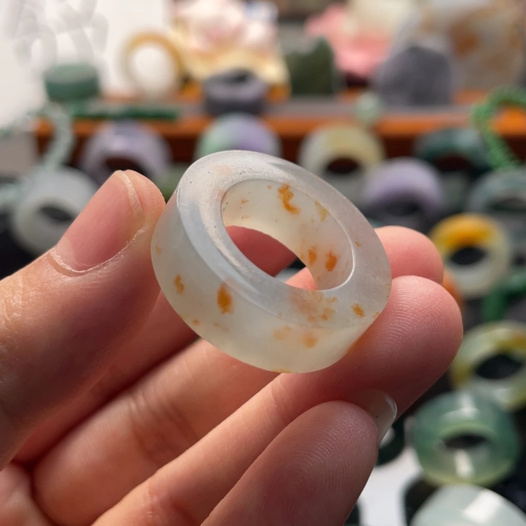未镶嵌定制翡翠洒金