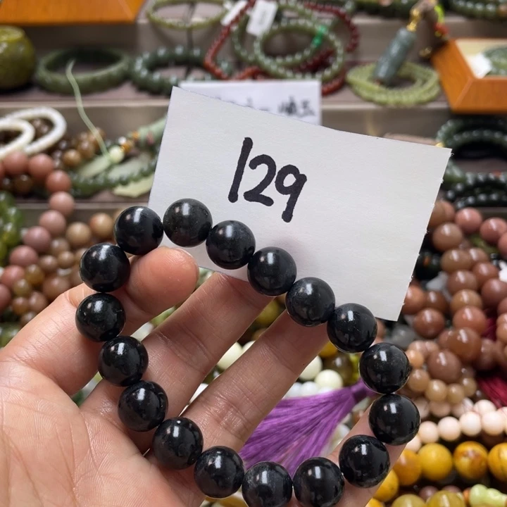 未镶嵌蛇纹石玉手链