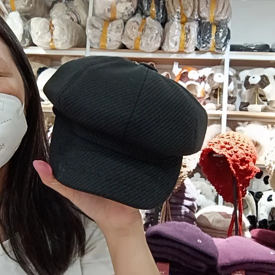涤纶（聚酯纤维）呢子八角帽黑色