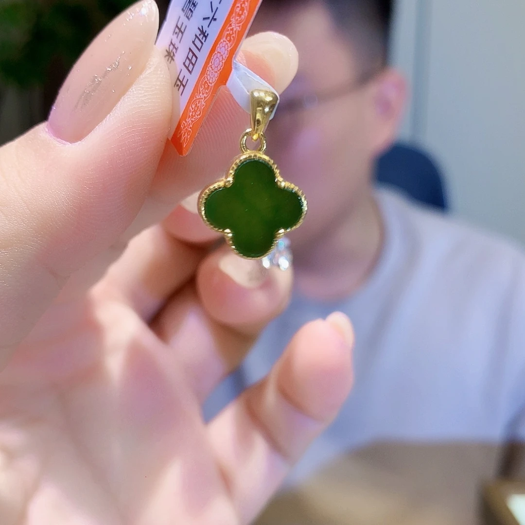 和田玉（碧玉）银S925镀金镶嵌颈饰