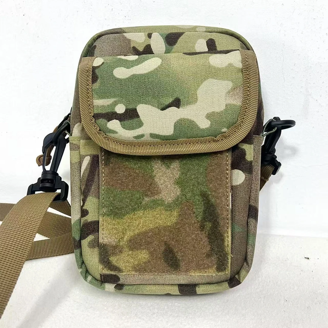 猎人犬1.5L战术斜跨包 包胸挂载副包户外多功能便携单肩骑行背包