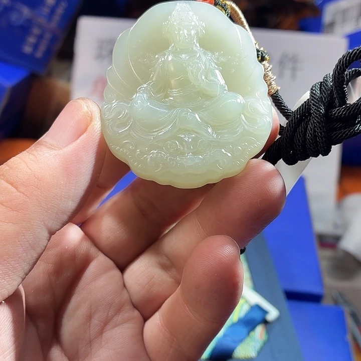 和田玉（糖玉）未镶嵌颈饰