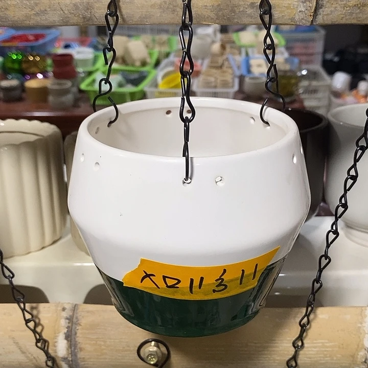 摆件陶盆有孔 瑕疵介意勿拍