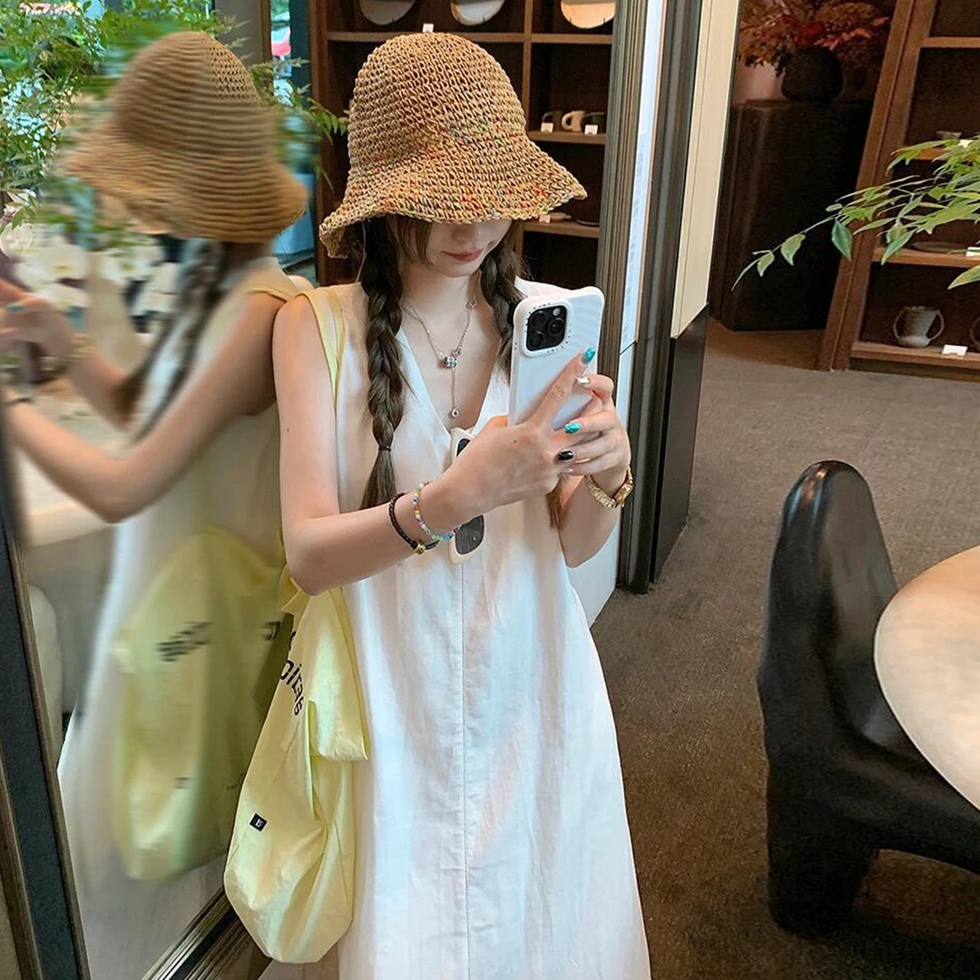 法式高级感白色无袖背心连衣裙女夏季2025海边度假气质长裙3771