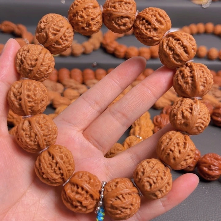 桃核吊坠守**田核桃手串