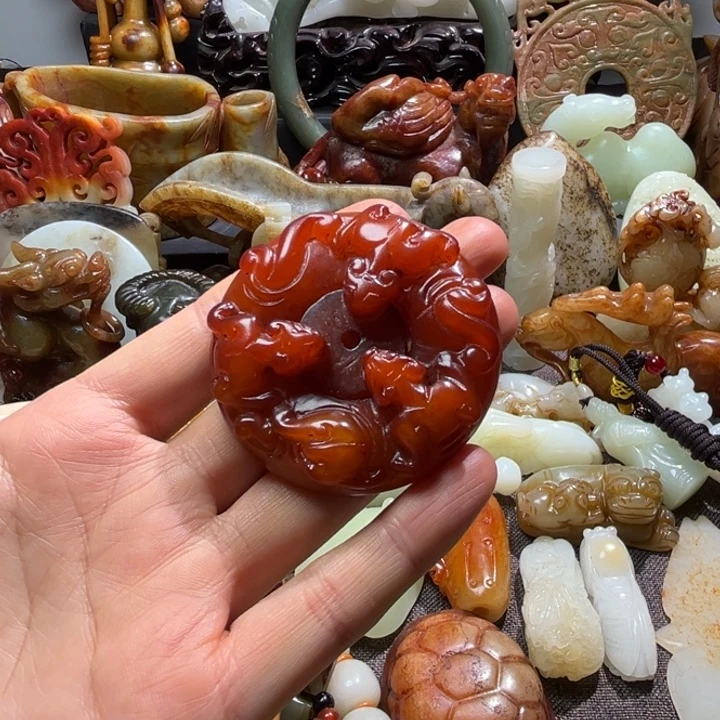 阳***声和田玉未镶嵌挂件