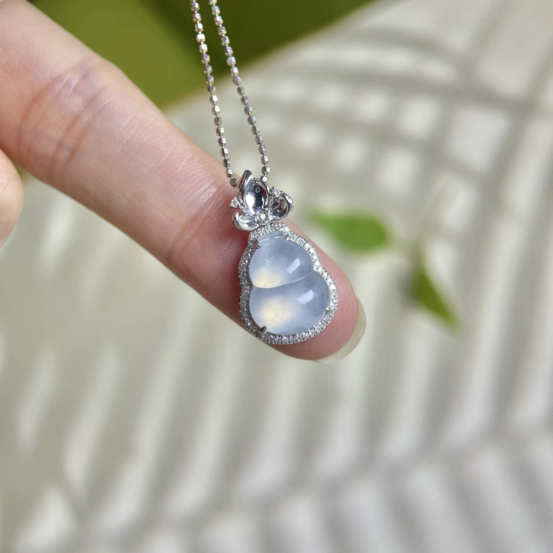 天然A货翡翠高冰种葫芦吊坠18k金南非真钻镶嵌项链气质轻奢款