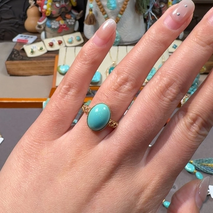 绿松石18K金镶嵌戒指