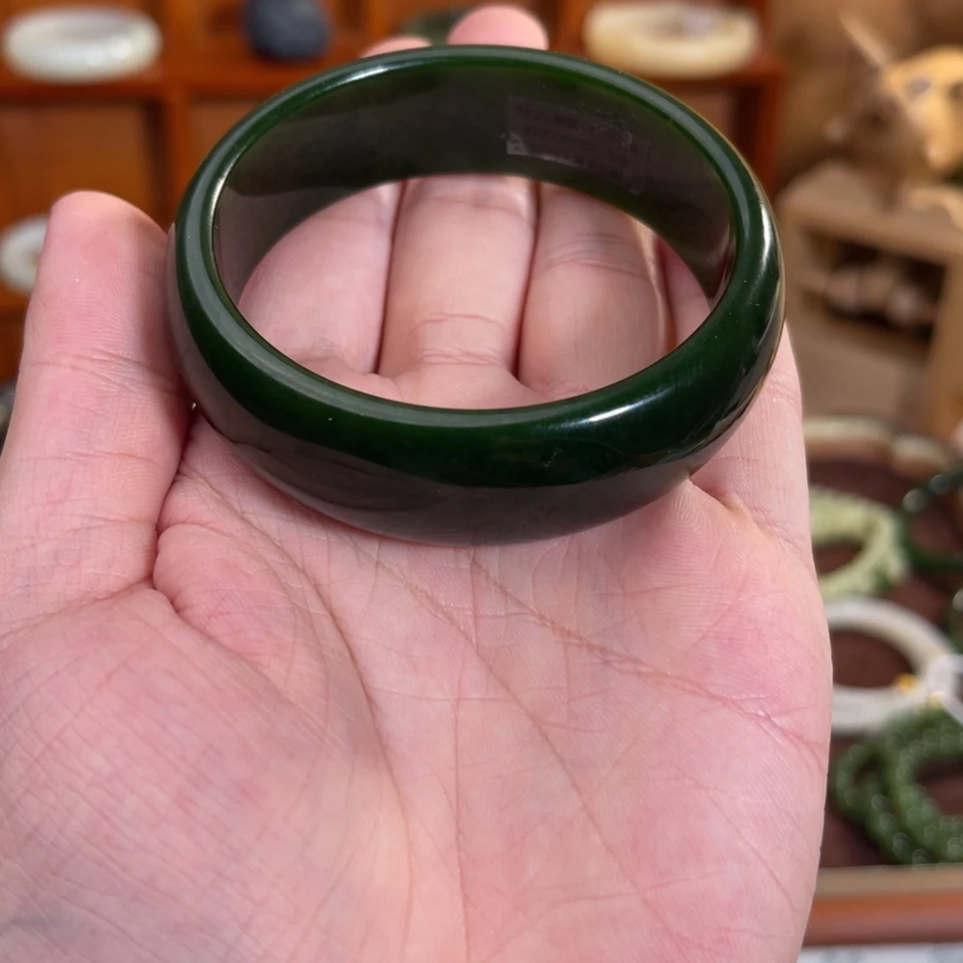 宏***）和田玉未镶嵌手镯