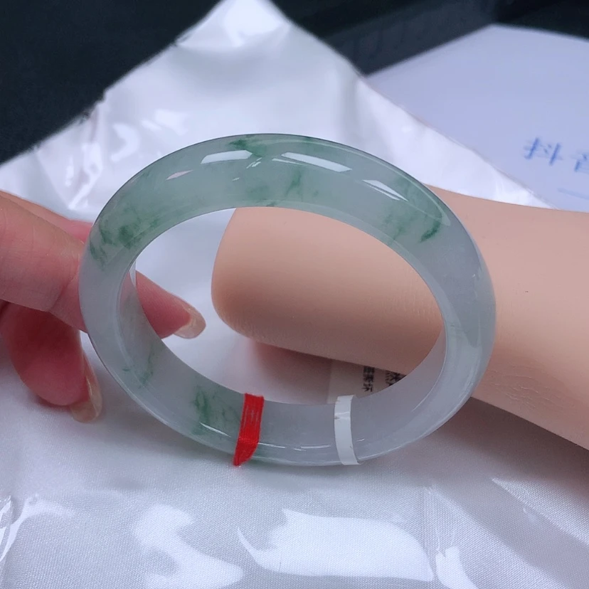 【闪购商品】未镶嵌手镯翡翠5455