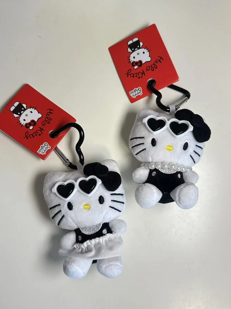 黑色春夏可爱穿搭卡通kitty公仔挂件