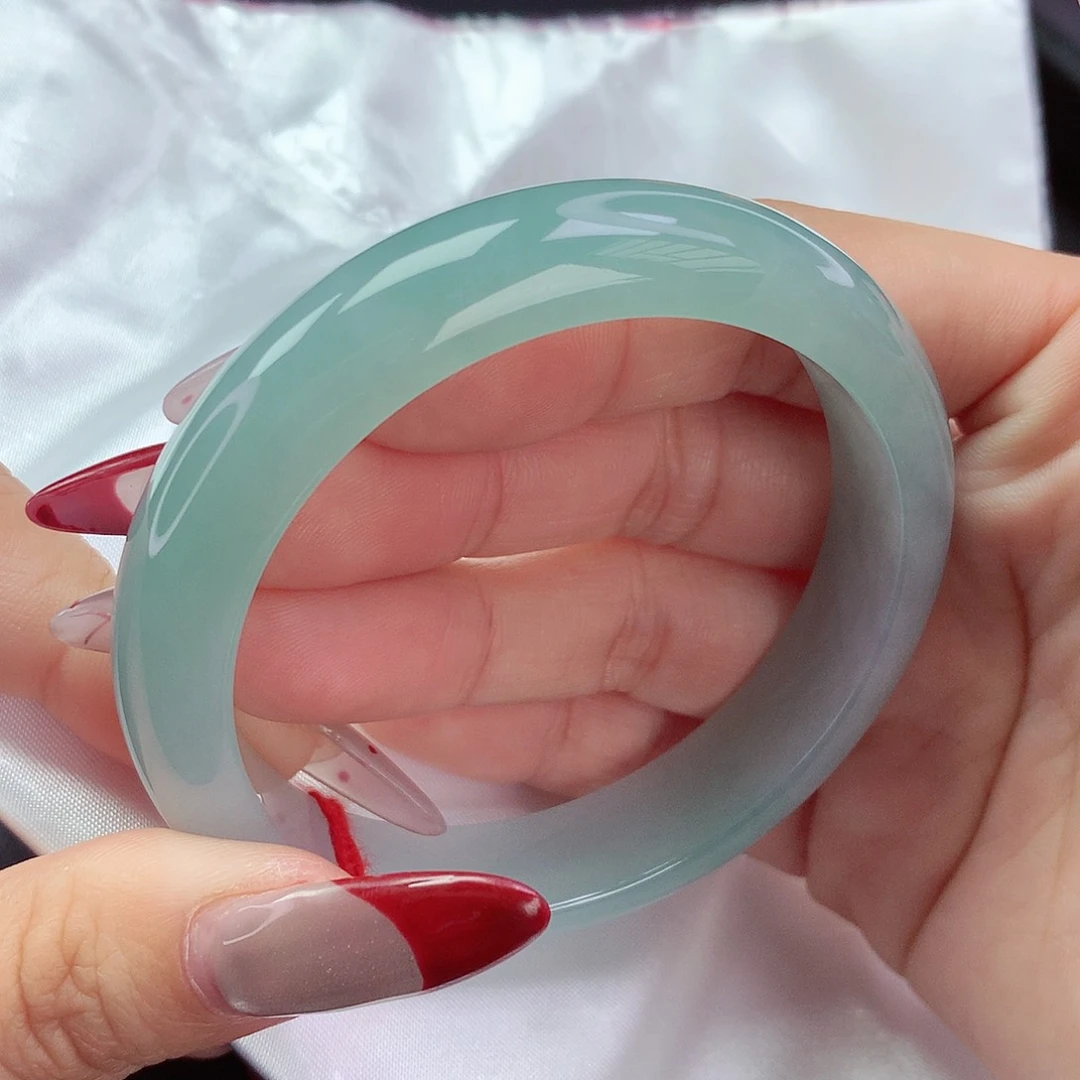 【闪购商品】翡翠手镯未镶嵌a 8