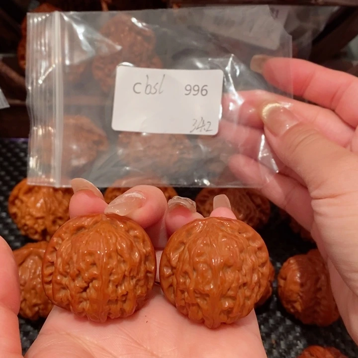 文玩核桃把件刚*精品