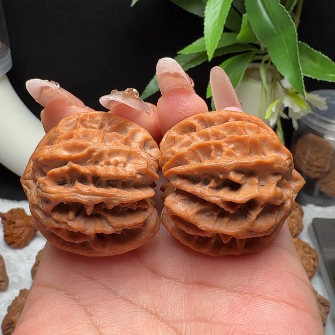 文玩核桃把件39曹大龙41.6克