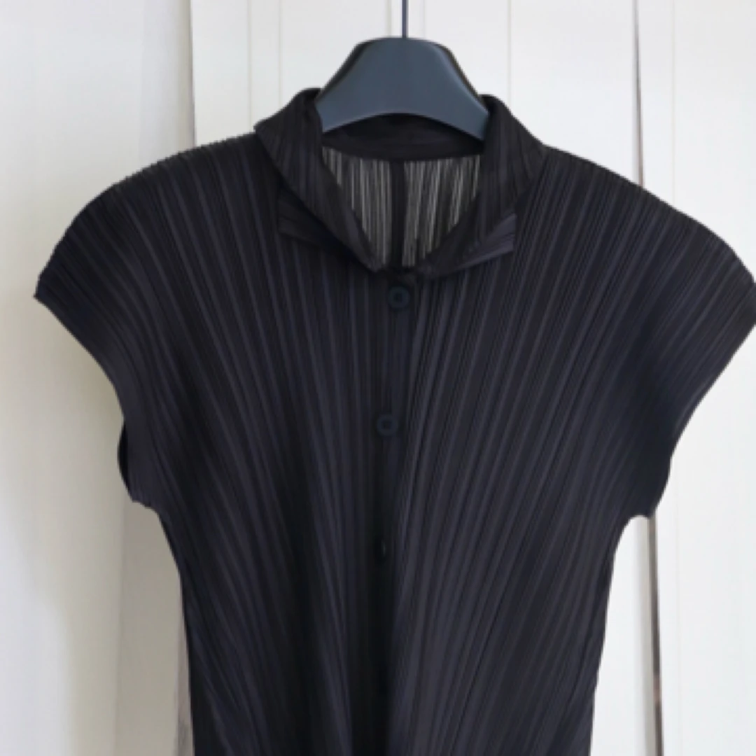 原版褶皱扣子开衫简约休闲