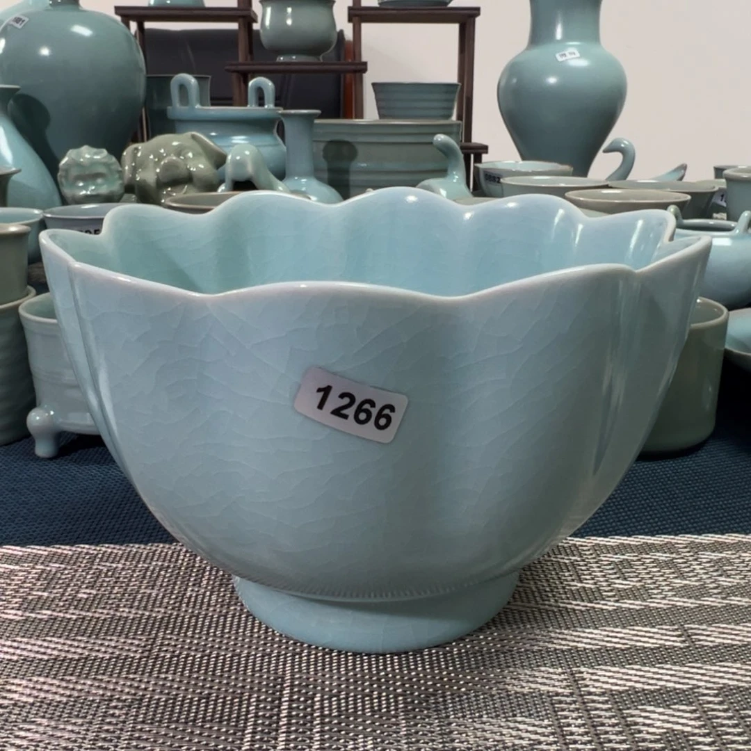 摆件1266微瑕原矿原釉