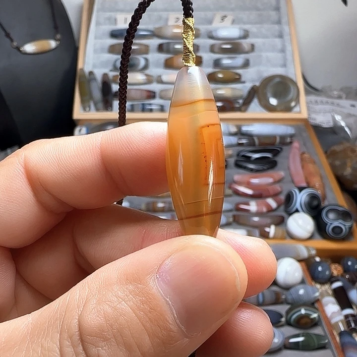 玛瑙/玉髓未镶嵌吊坠(不含链)