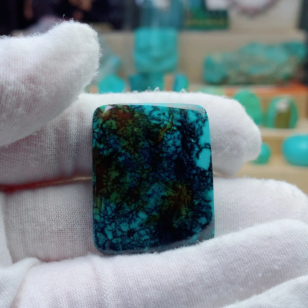 绿松石颈饰未镶嵌