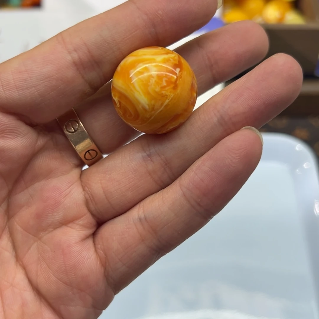 琥珀未镶嵌颈饰25mm
