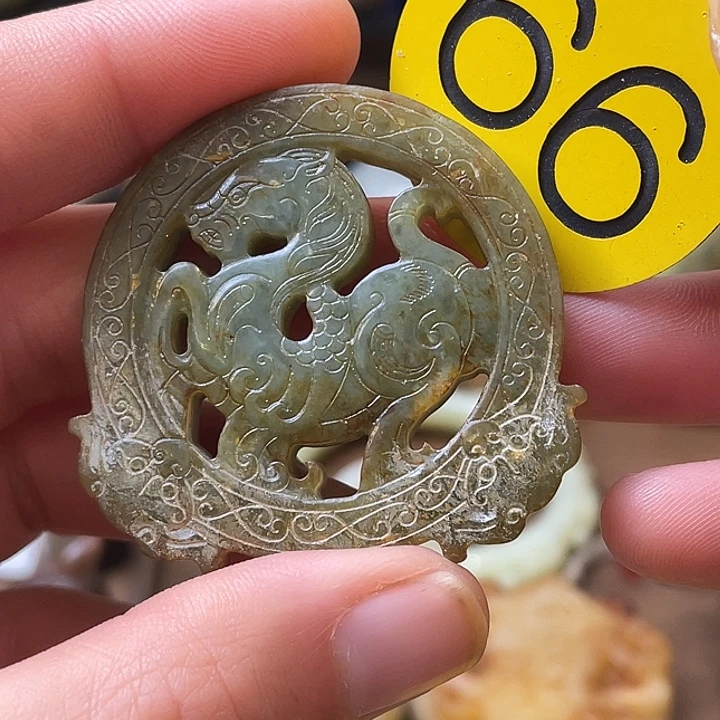 和田玉（糖玉）未镶嵌颈饰