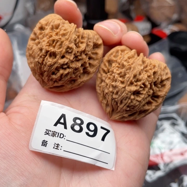 文玩核桃吊坠核桃