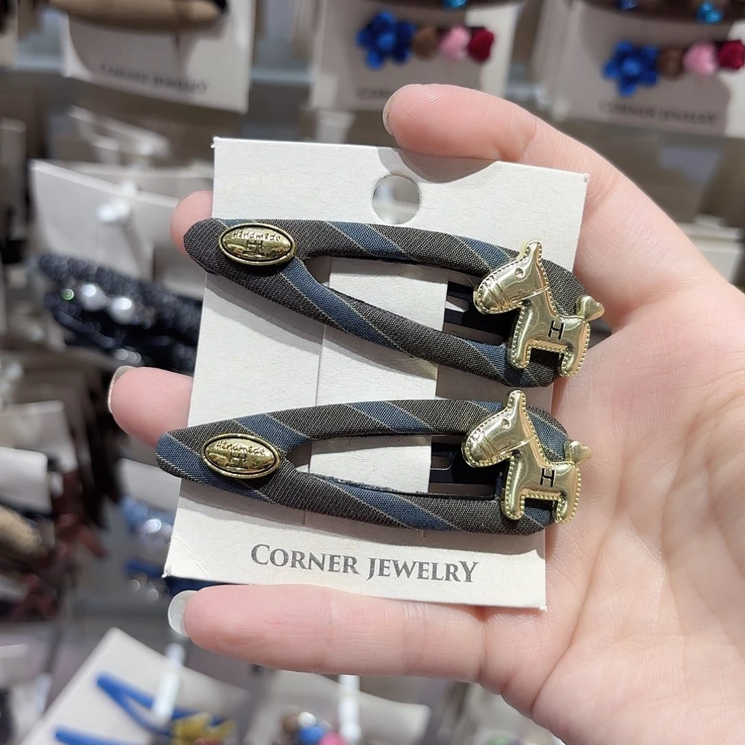 布艺非金属条纹小马拜拜