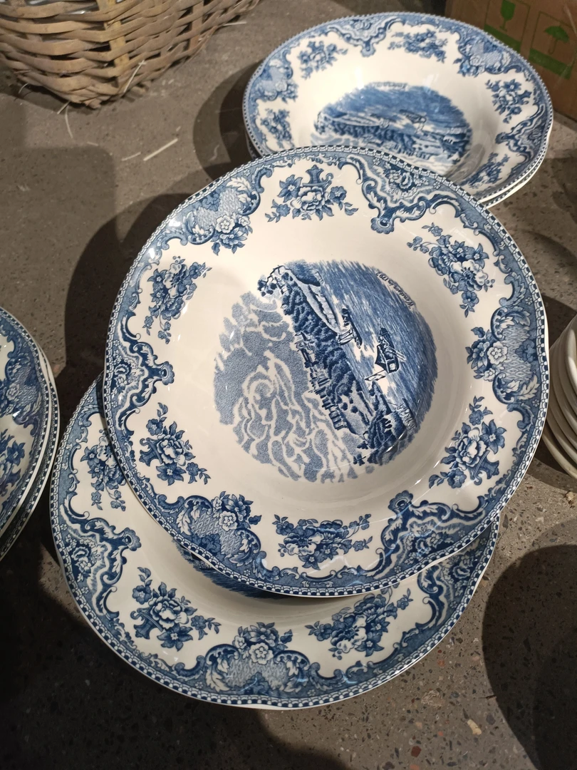 磁州窑蓝堡草帽盘一对《微瑕完美勿拍》