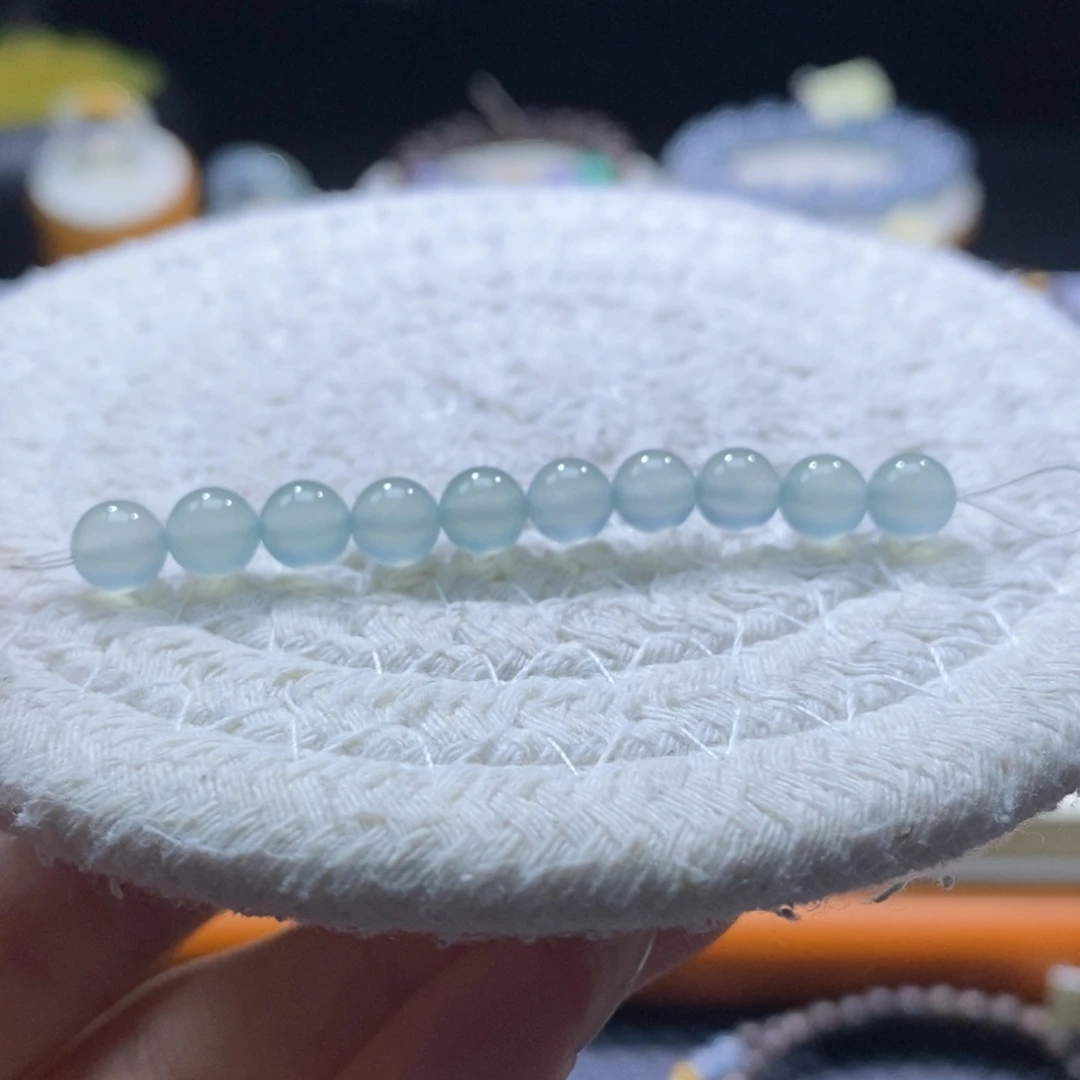 翡翠未镶嵌颈饰翡翠淡蓝小珠多样性发一