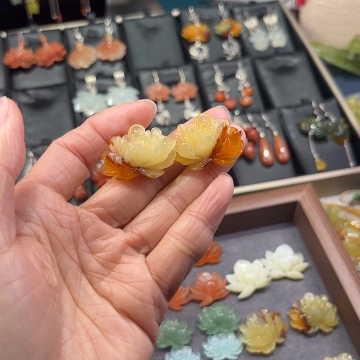 蛇纹石玉耳饰银S925镶嵌任*栀