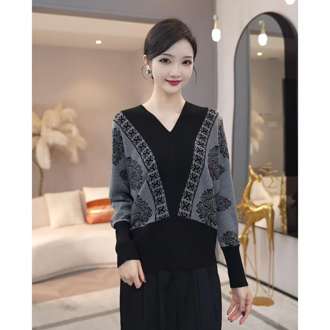 2025秋冬新款【8151】含绵羊毛蝙蝠袖宽松设计灰色软糯针织衫毛衣女