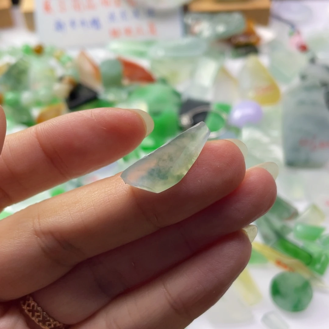 定制翡翠未镶嵌天然缅甸翡翠