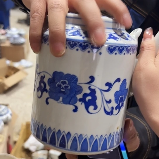 杯微瑕景德镇陶瓷艺术品