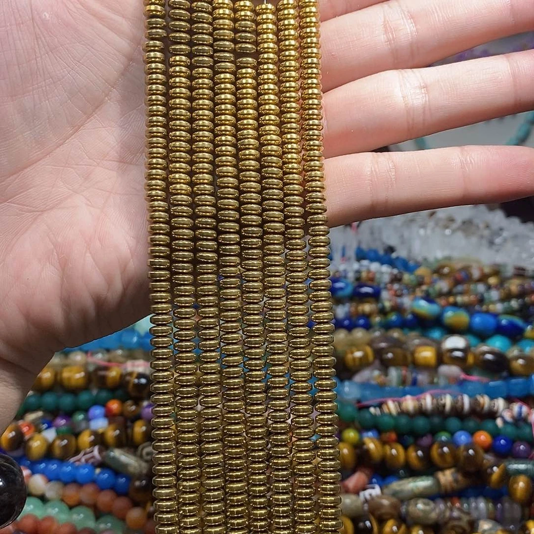 石英质玉未镶嵌，2条黑胆石飞碟隔片6mm，