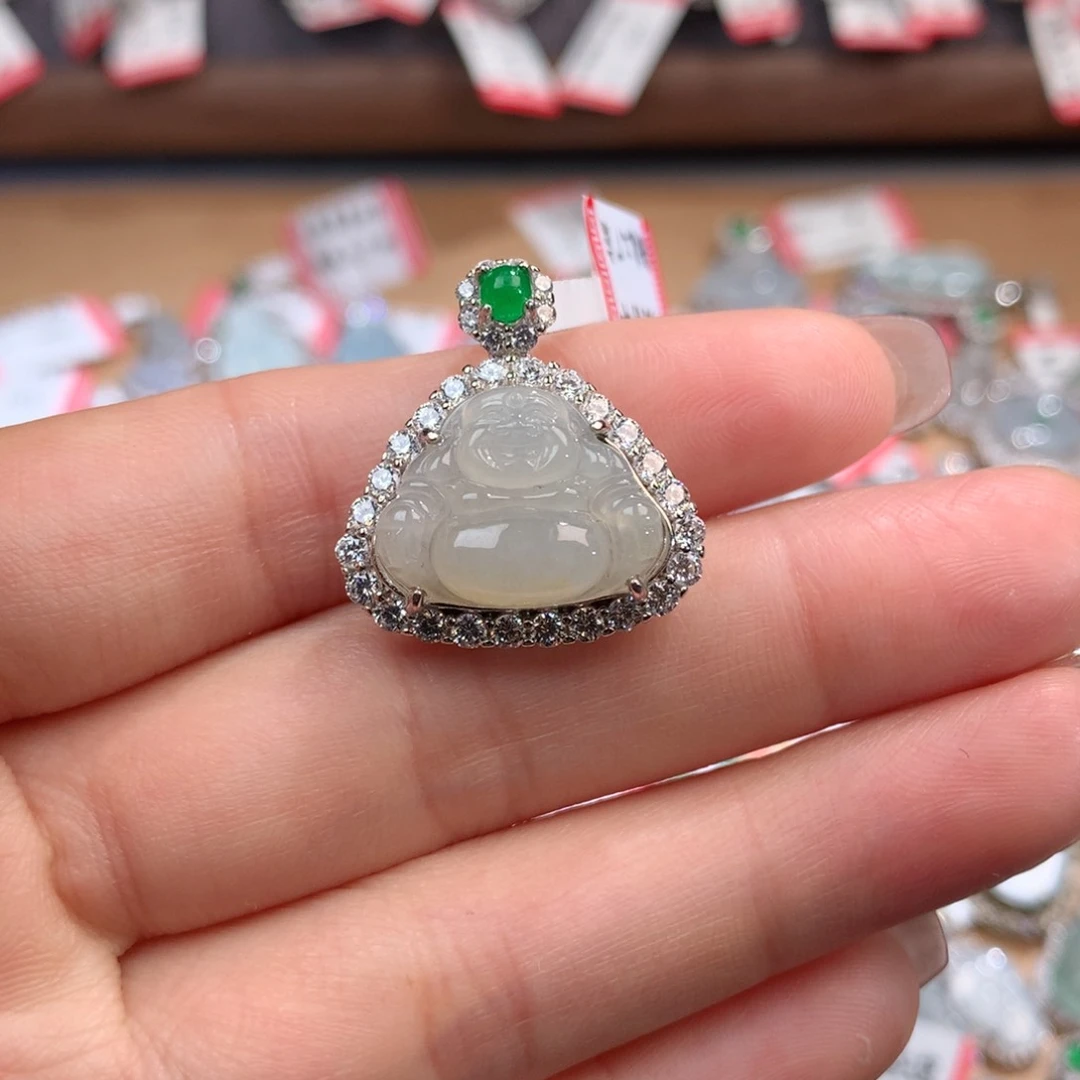 翡翠挂件未镶嵌佛