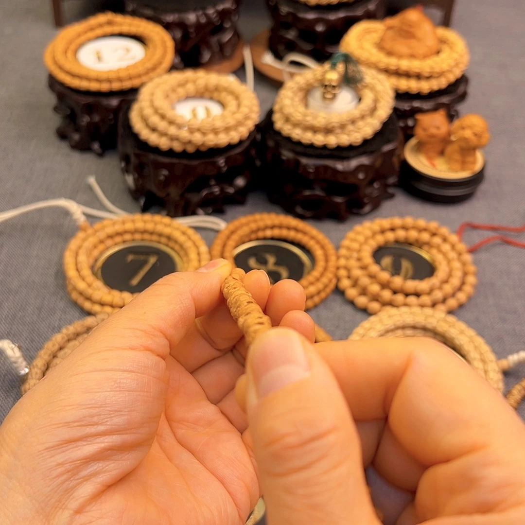 亮***哥柏香籽/百香籽手串